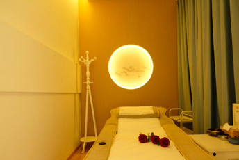 广州南沙区日式指压的寂静美学：在按压中听见雪落的声音